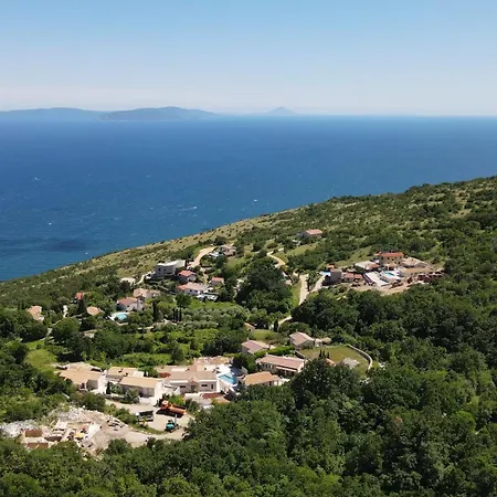 Villa Castelina *